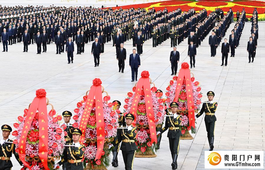 烈士纪念日向人民英雄敬献花篮仪式在京隆重举行(图4)
