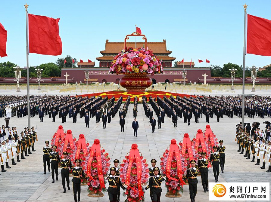 烈士纪念日向人民英雄敬献花篮仪式在京隆重举行(图2)