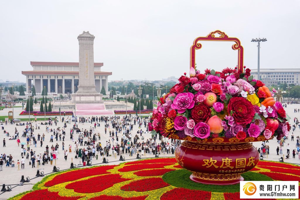 走近北京的国庆花坛(图2)